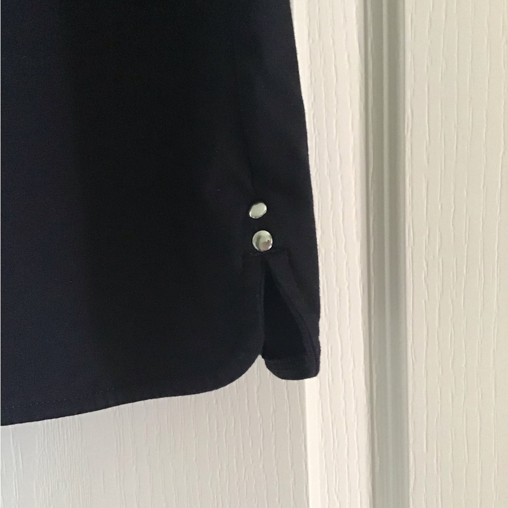 Chicos Weekends Knit Short, XL black - Picture 2 of 3